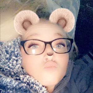 Meet your Posher, Alexandria